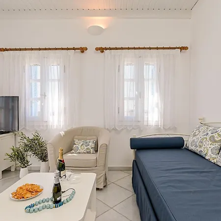 Naxos Affinity Maragkas