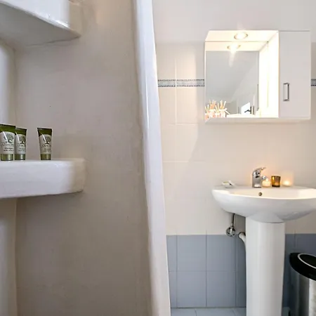 Naxos Affinity فندق