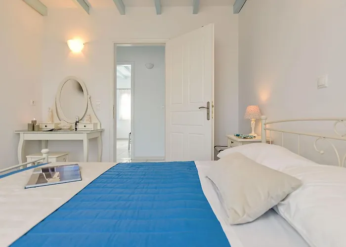 Naxos Affinity Maragkas